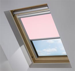 Solar Skylight in Pink Macaroon Blackout