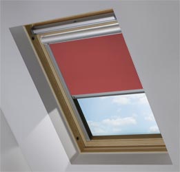 Solar Skylight in Plum Blackout