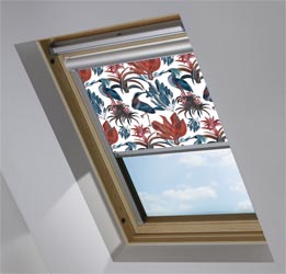 Solar Skylight in Heron and Bromelia White Translucent